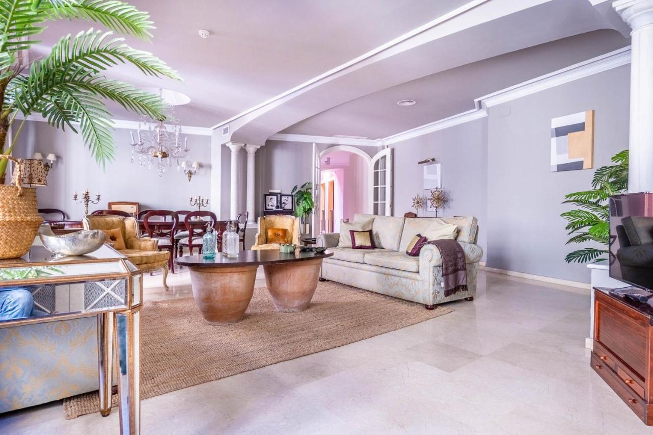 Casa Palacio Sxviii Con Piscina En Centro Historico De Sevilla
